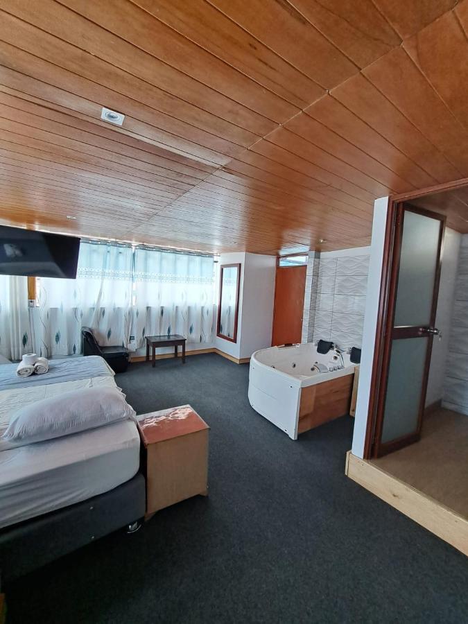 Hotel Alpamayo Guest House Huaraz  Bagian luar foto
