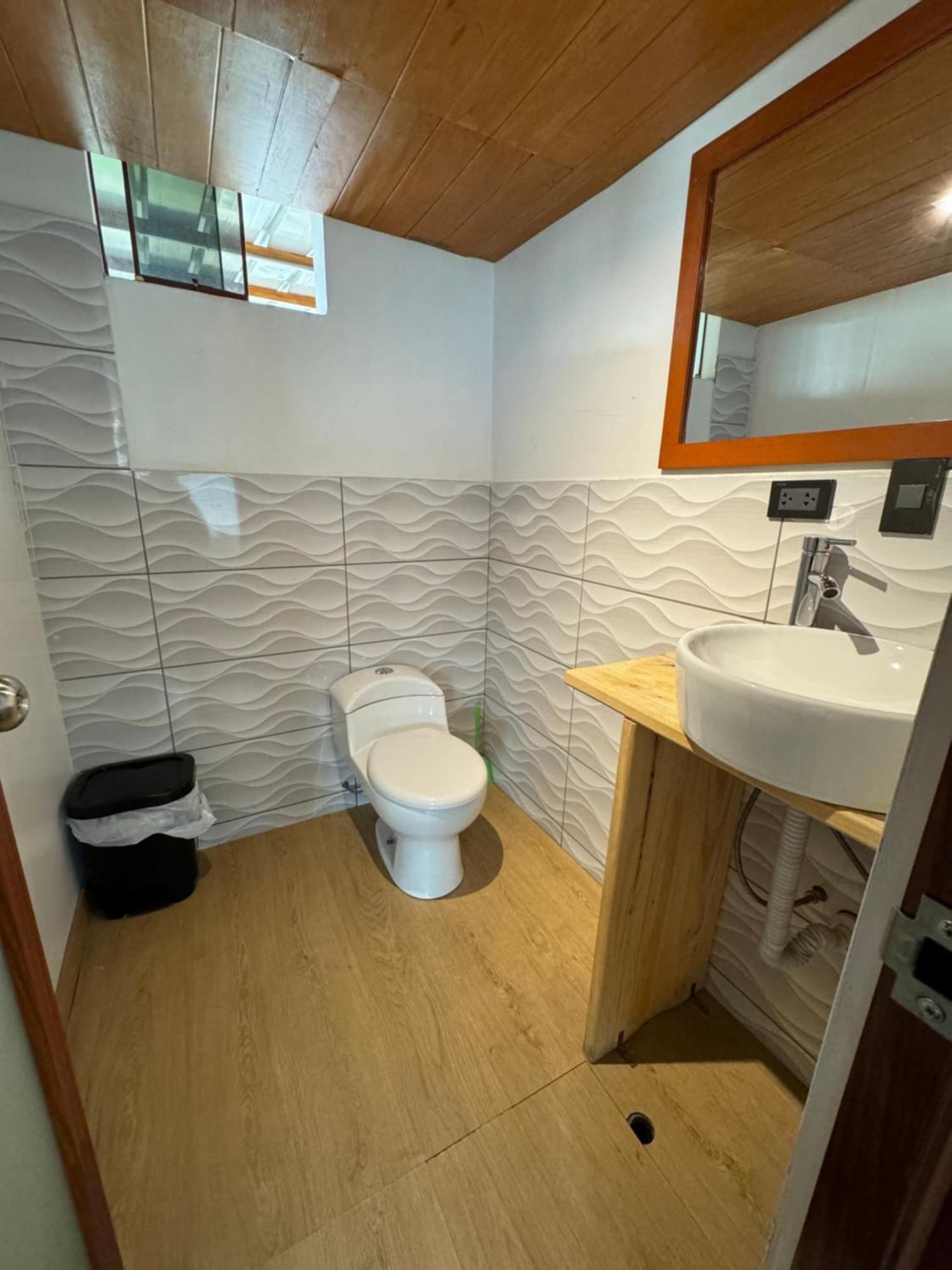 Hotel Alpamayo Guest House Huaraz  Bagian luar foto